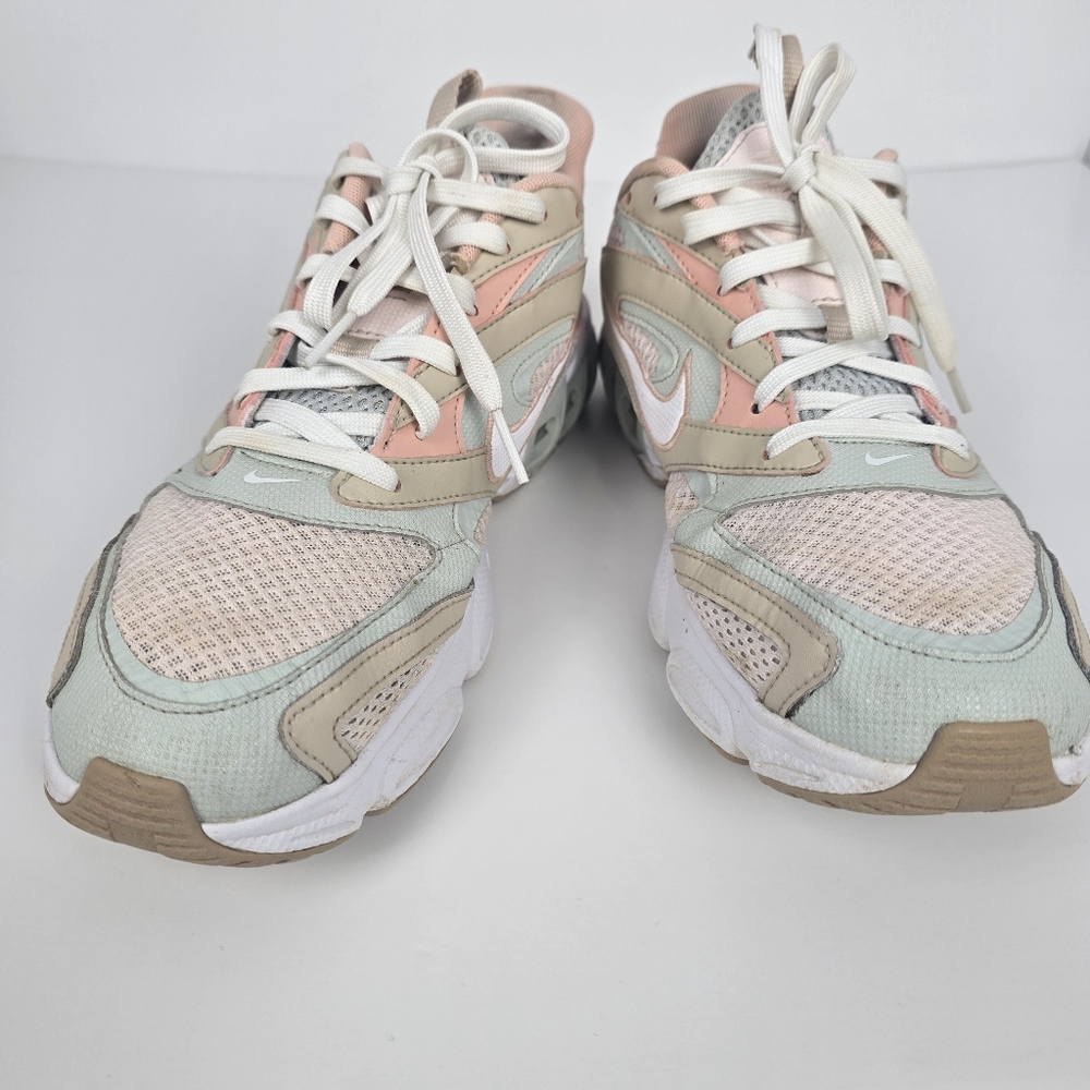 Nike Zoom AirWomen's Pastel Pink and Cream Sneakers - Picture 2 of 6